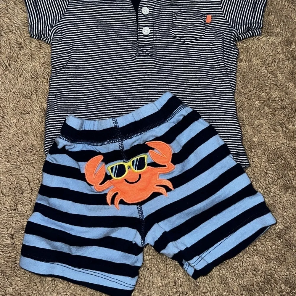 Carter’s Baby Boy 2 Piece Bundle Combo Crab Shorts & Striped Shirt 9-12 Months
